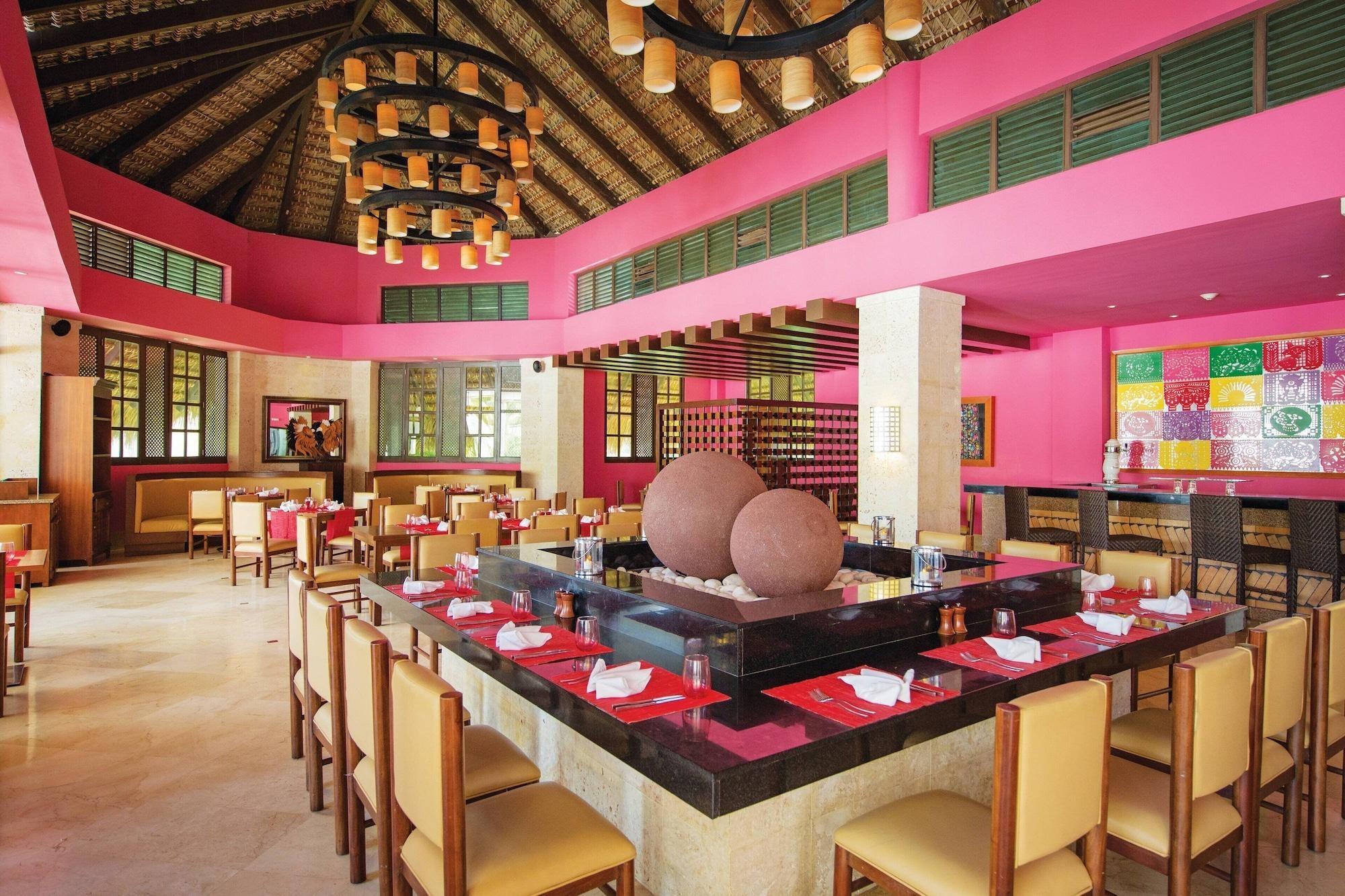 Royalton Punta Cana, An Autograph Collection All-Inclusive Resort & Casino Баваро Экстерьер фото